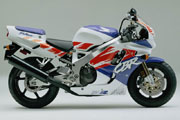 CBR900RR Fireblade - Ross White