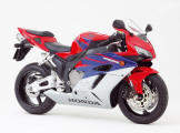 CBR1000RR Fireblade - Winning Red mit Pearl Heron Blue/Digital