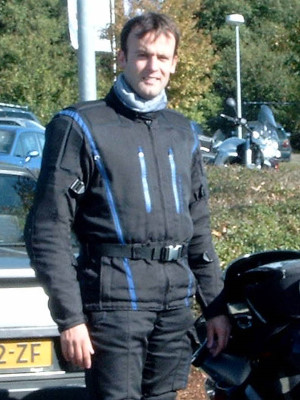Andreas E.
