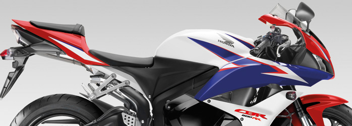 Tricolor-Variante an Hondas Renntradition angelehnt