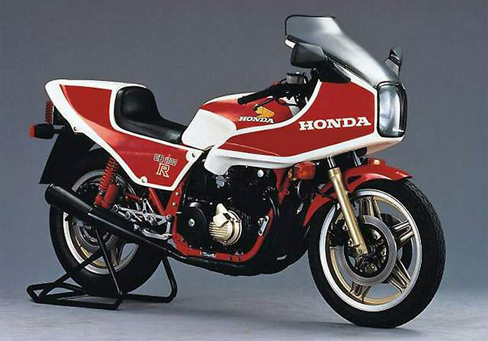 Die CB 1100 R: beste Fahrmaschine der Motorradoberklasse (Motorrad 14/1981)