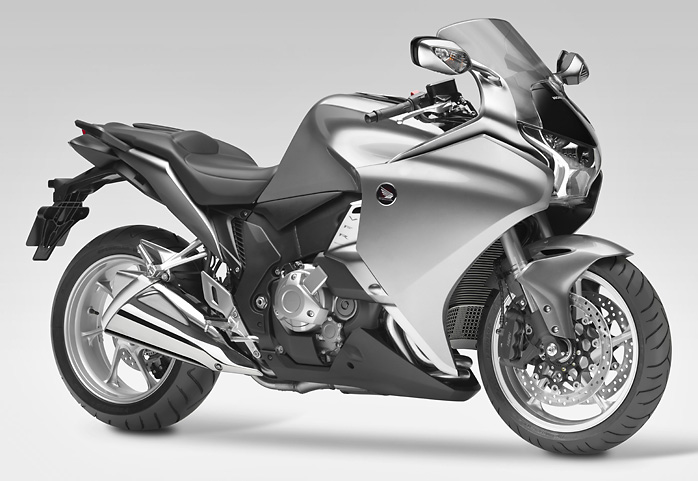 Weltpremiere: das Schaltwunder VFR1200F