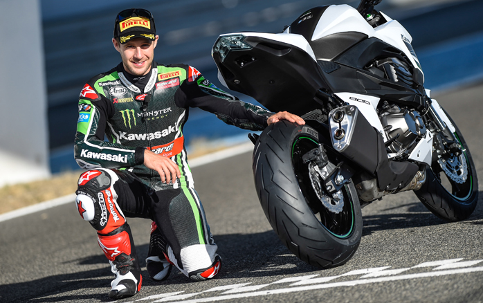 Jonathan Rea - World Superbike Champion 2015 mit dem neuen DIABLO ROSSO III