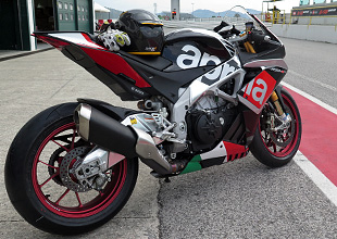 Tolle Felgen, schlankes Heck, formschönes Bike
